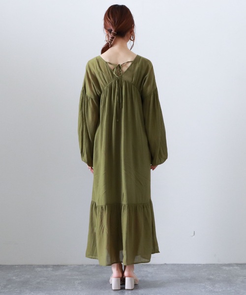 archives（アルシーヴ）の「バックリボンボリュームギャザーワンピース（ワンピース・レディース・グレー/マスタード/ピンクベージュ・MEDIUM）」の7枚目の写真