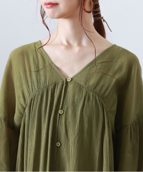 archives（アルシーヴ）の「バックリボンボリュームギャザーワンピース（ワンピース・レディース・グレー/マスタード/ピンクベージュ・MEDIUM）」の5枚目の写真