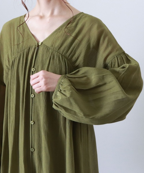 archives（アルシーヴ）の「バックリボンボリュームギャザーワンピース（ワンピース・レディース・グレー/マスタード/ピンクベージュ・MEDIUM）」の9枚目の写真