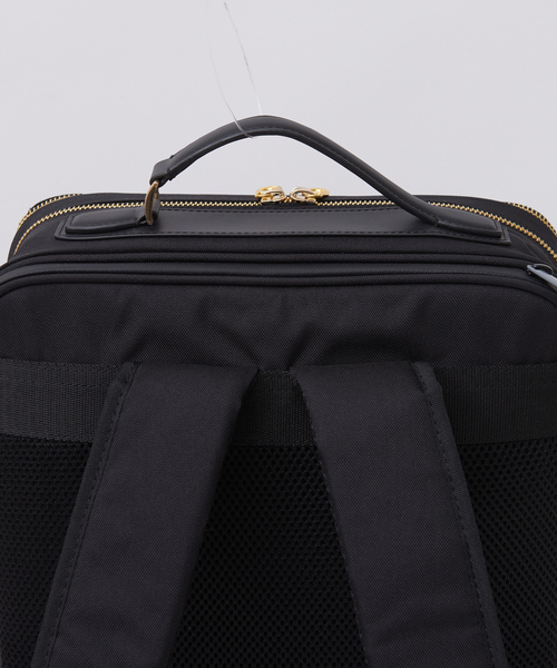 ABAHOUSE（アバハウス）の「スクエア バックパック（バックパック/リュック・メンズ・ブラック/グレー・フリー）」の3枚目の写真