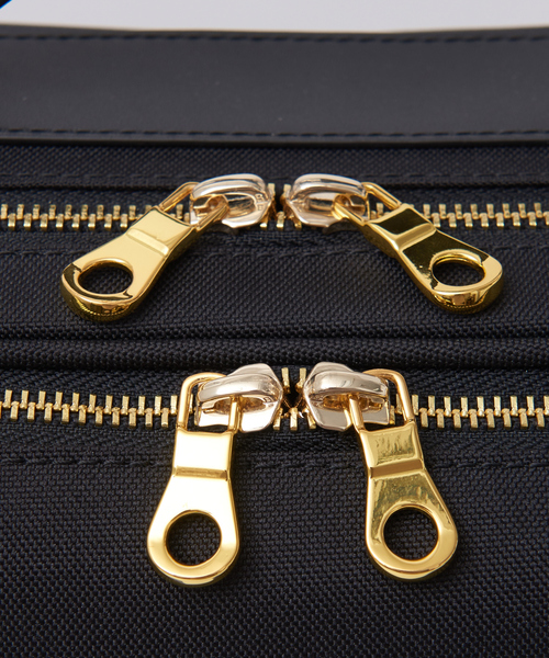 ABAHOUSE（アバハウス）の「スクエア バックパック（バックパック/リュック・メンズ・ブラック/グレー・フリー）」の18枚目の写真