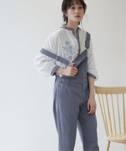 frames RAY CASSIN(フレームスレイカズン)の「【WEB限定】配色バンドカラー刺繍ブラウス(シャツ/ブラウス・レディース・キナリ/オフホワイト/グレイッシュベージュ・FREE)」の18枚目の写真