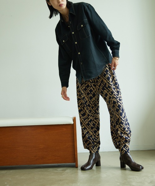 VACANCY（ヴァカンシー）の「ヴィンテージ花柄2wayイージーパンツ（その他パンツ・レディース・ブラック/ネイビー/ブラウン・FREE）」の22枚目の写真