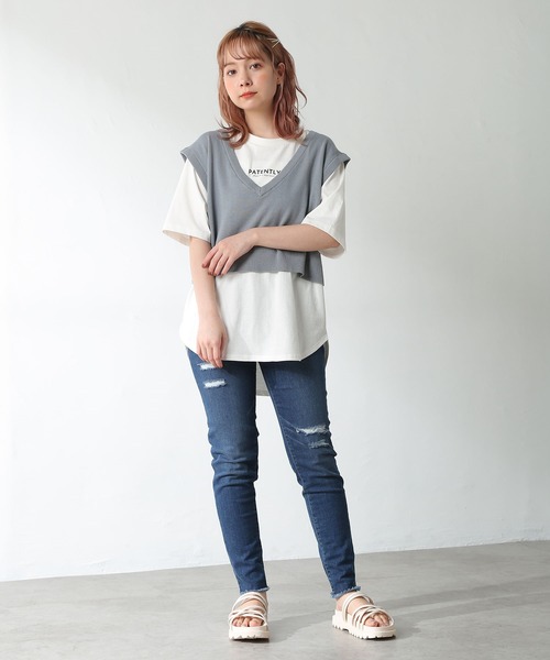 Honeys（ハニーズ）の「Ｔシャツ付ベスト（ベスト・レディース・ブラック/ベージュ/オレンジ/ブルー・M/L/S）」の14枚目の写真