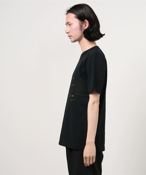 TRAP/U (トラップユー)の「16/-天竺空紡糸 フロント&バック ワンポイント プリント コットン 半袖 Tシャツ(Tシャツ/カットソー・メンズ・ホワイト/ブラック・M/L)」の8枚目の写真