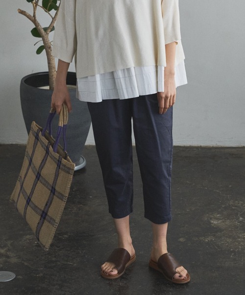 PUAL CE CIN(ピュアルセシン)の「綿麻ツイルテーパードパンツ(その他パンツ・レディース・アイボリー/スミクロ/ベージュ/サックスブルー/イエロー/ピンク・FREE)」の3枚目の写真