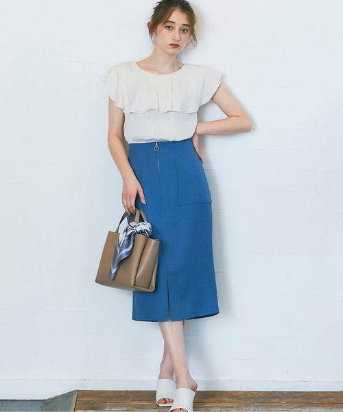 12Twelve Agenda(トゥエルブ アジェンダ)の「前後2wayサテンフリルカラーブラウス(シャツ/ブラウス・レディース・ホワイト/ブラウン/ラベンダー・M)」の6枚目の写真