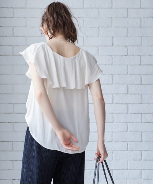 12Twelve Agenda(トゥエルブ アジェンダ)の「前後2wayサテンフリルカラーブラウス(シャツ/ブラウス・レディース・ホワイト/ブラウン/ラベンダー・M)」の17枚目の写真