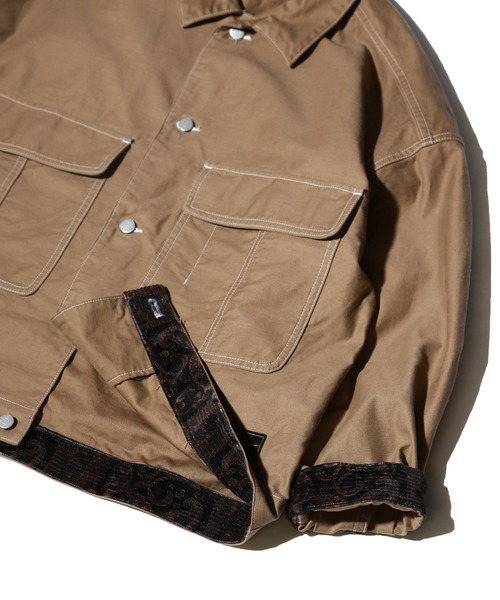 Subciety(サブサエティ)の「COVER ALL SHIRT(カバーオール・メンズ・ベージュ/ブラック/ホワイト・LARGE/X-LARGE/MEDIUM/SMALL)」の4枚目の写真