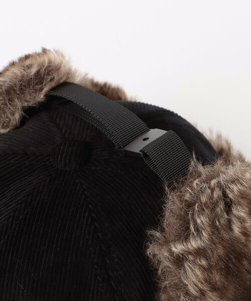 BEAMS HEART(ビームスハート)の「BEAMS HEART / イヤーファー コーデュロイ キャップ(キャップ・メンズ・ブラック・ONE SIZE)」の5枚目の写真