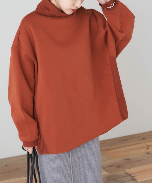 Chaco closet(チャコ クローゼット)の「裏起毛スウェットタートルネックプルオーバー(スウェット・レディース・グレー/オレンジ/ブラック/ブラウン/マスタード/アイボリー/ブルー/ベージュ/グリーン・FREE)」の9枚目の写真