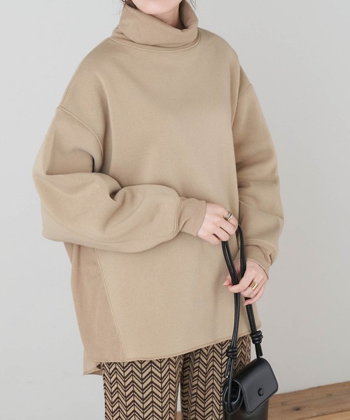 Chaco closet(チャコ クローゼット)の「裏起毛スウェットタートルネックプルオーバー(スウェット・レディース・グレー/オレンジ/ブラック/ブラウン/マスタード/アイボリー/ブルー/ベージュ/グリーン・FREE)」の17枚目の写真