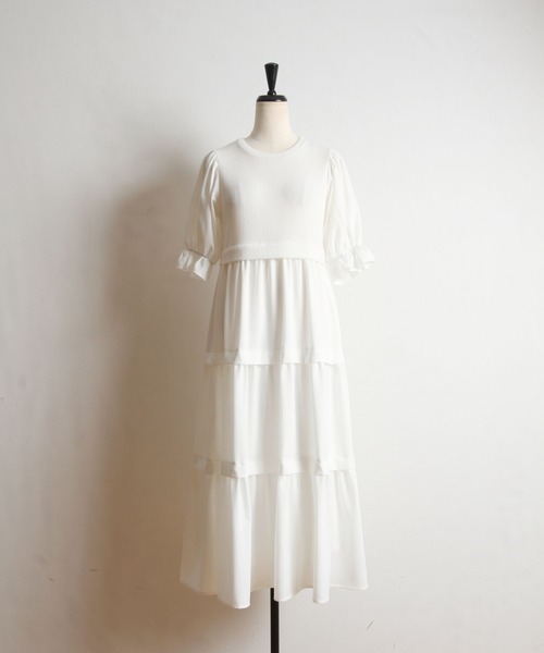 tocco closet(トッコ クローゼット)の「キャンディースリーブニットソードッキングティアードワンピース(ワンピース・レディース・ブラック/オフホワイト・M)」の16枚目の写真