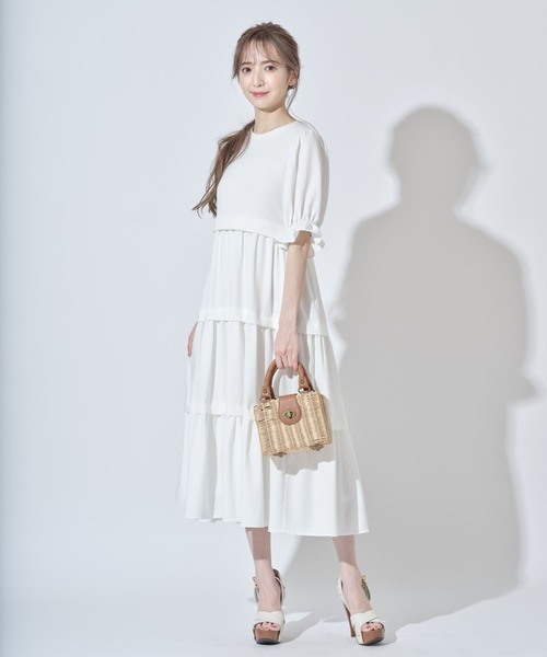 tocco closet(トッコ クローゼット)の「キャンディースリーブニットソードッキングティアードワンピース(ワンピース・レディース・ブラック/オフホワイト・M)」の9枚目の写真