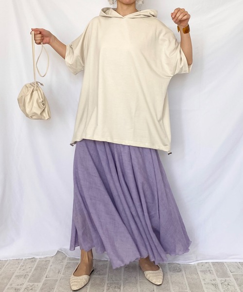 She's Closet(シーズクローゼット)の「裾ドロストビッグシルエットスウェット半袖パーカー(パーカー・レディース・ベージュ/オフホワイト・FREE)」の5枚目の写真