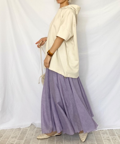 She's Closet(シーズクローゼット)の「裾ドロストビッグシルエットスウェット半袖パーカー(パーカー・レディース・ベージュ/オフホワイト・FREE)」の6枚目の写真