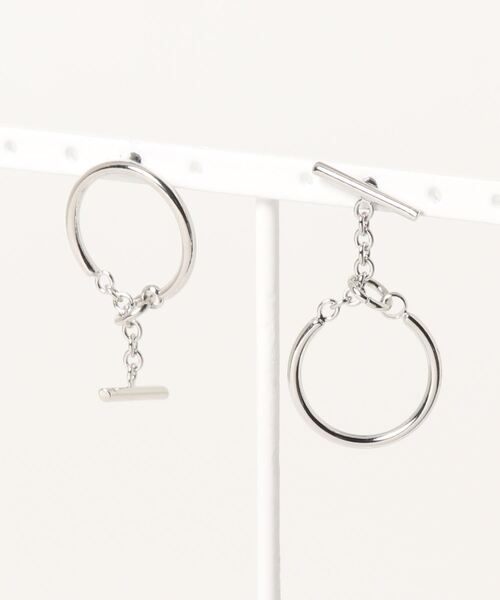 CRAFT STANDARD BOUTIQUE(クラフトスタンダードブティック)の「ラウンド&メタルバーアシメピアス *(ピアス(両耳用)・レディース・シルバー・FREE)」の3枚目の写真