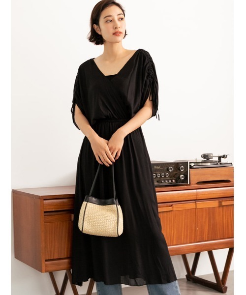 fifth(フィフス)の「ギャザースリーブカシュクールワンピース(ワンピース・レディース・スモークピンク/モカ/ブラック・SMALL/MEDIUM)」の2枚目の写真