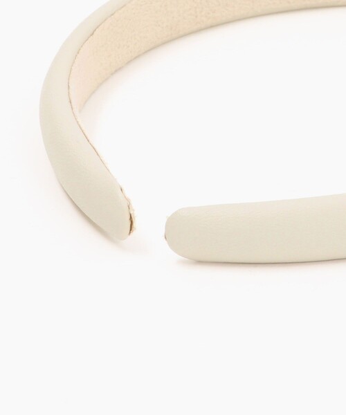 FREAK'S STORE(フリークスストア)の「フェイクレザースリムクッションカチューシャ(カチューシャ・レディース・ナチュラル/ブラック/ベージュ・ONE SIZE)」の7枚目の写真