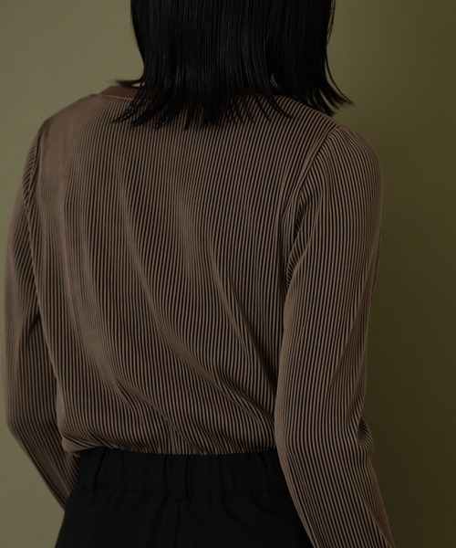 Aunt Marie's(アントマリーズ)の「ストライプバイカラートップス(Tシャツ/カットソー・レディース・ブラウン/ブルー/アイボリー/ライトグリーン/ライトブルー・FREE)」の6枚目の写真