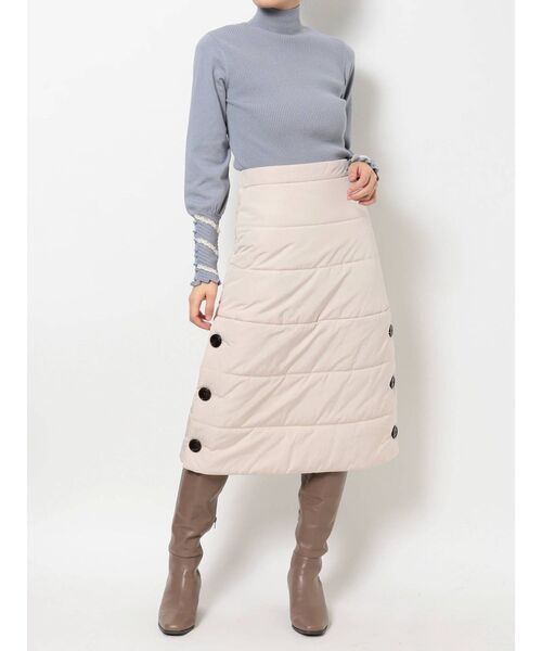 dazzlin（ダズリン）の「キルティングサイドボタンスカート（スカート・レディース・アイボリー/ブラック・FREE）」の7枚目の写真