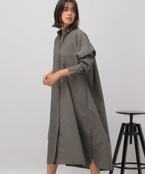 BAYFLOW(ベイフロー)の「【MW SUNRISE(エムダブリューサンライズ)】コットンブロードワンピース(ワンピース・レディース・ホワイト/ライトブルー/チャコール・FREE)」の3枚目の写真