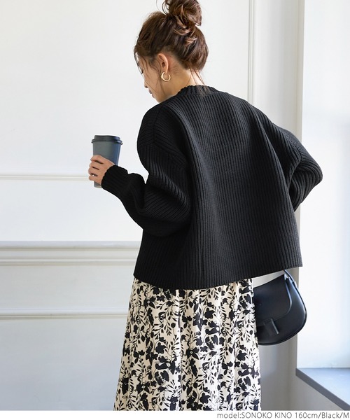 coca(coca)(コカ)の「スポンディッシュなプルオーバーニット(ニット/セーター・レディース・ブラック/ネイビー・M/L)」の6枚目の写真