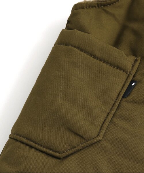 F.O.U（エフオーユー）の「リバーシブルオーバーベスト（ベスト・キッズ・ネイビー/カーキ・100/110/120/130/140）」の4枚目の写真