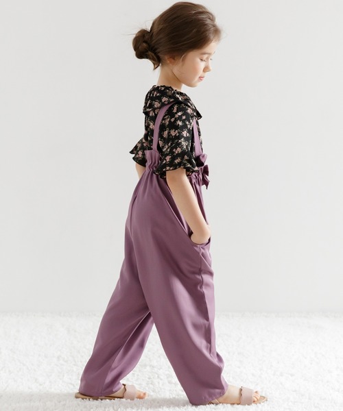 Bee des Bee（ビーデスビー）の「サスペンダー付きパンツ（サロペット/オーバーオール・キッズ・ブラック/ベージュ/パープル系その他/チャコール/ブラウン/カーキ/チョコ・110cm/100cm/120cm/130cm/140cm/150cm）」の10枚目の写真