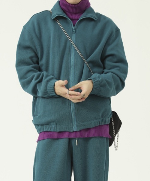 outdoor scene jacket