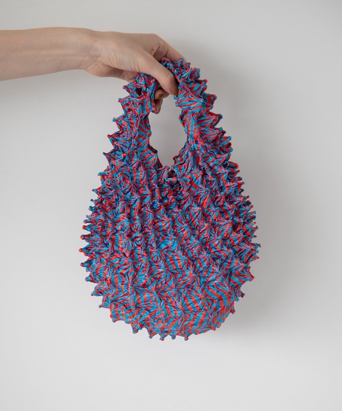 yuw(ユウ)の「BUNZABUROxYUW PT 235813(トートバッグ・レディース・ピンク/ブラック/ブルー系その他/ブラック系その他・FREE)」の2枚目の写真