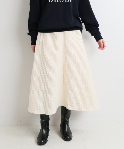 IENA(イエナ)の「キルティングジャガードスカート◆(スカート・レディース・ブラック/アイボリー・38/36/34)」の1枚目の写真