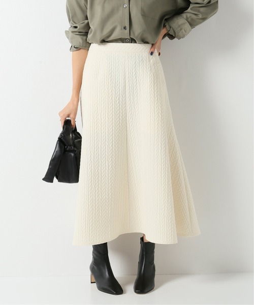 IENA(イエナ)の「キルティングジャガードスカート◆(スカート・レディース・ブラック/アイボリー・38/36/34)」の4枚目の写真