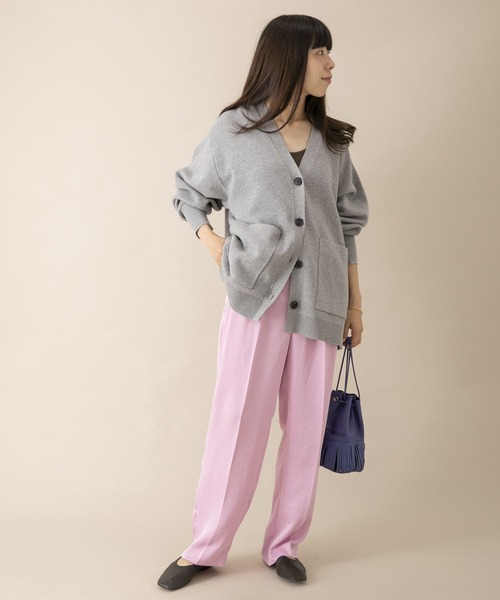 URBAN RESEARCH（アーバンリサーチ）の「サテンタックパンツ（その他パンツ・レディース・ライトブルー/ブラック/ピンク・36/38）」の22枚目の写真