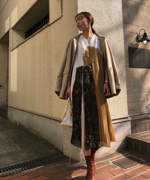 ワンピース Ameri VINTAGE FUDE ART PLEATS DRESS Ameri（アメリ）の「2WAY FUDE ART PLEATS DRESS（ワンピース