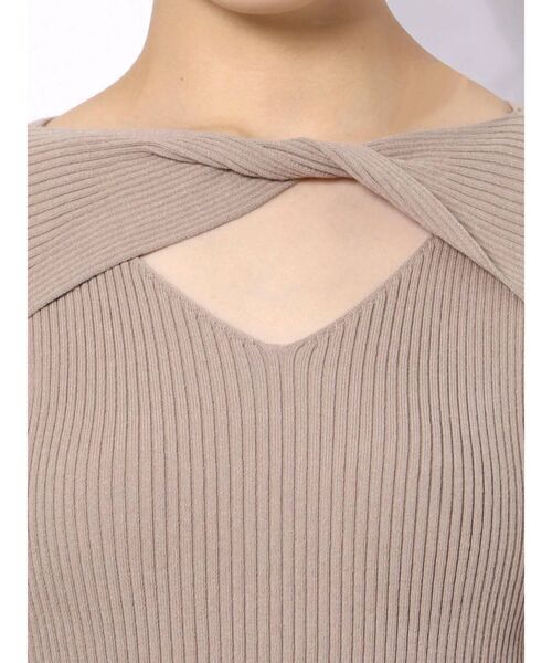 LAGUNAMOON（ラグナムーン）の「ツイストリブニットプルオーバー（ニット/セーター・レディース・ブラック/ベージュ/ブラウン・FREE）」の4枚目の写真