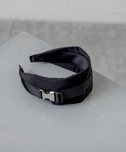 RASVOA（ラスボア）の「ワイドベルテットカチューシャ（カチューシャ・レディース・ブラック・FREE）」の13枚目の写真