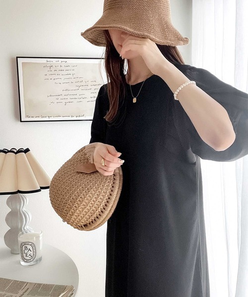 classicalelf（クラシカルエルフ）の「旬顔、ぽわん袖。異素材ドッキングワンピース（ワンピース・レディース・ブラック/ベージュ/ブラック系その他/ブラック系その他2/ブラック系その他3/モカ・MEDIUM/LARGE/X-LARGE/SMALL）」の4枚目の写真