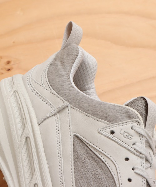 UGG（アグ）の「UGG M CA805 / アグ エム シーエー805【SP】（スニーカー・レディース・ベージュ/ライトグレー・23.0cm/23.5cm/24.0cm/24.5cm/25.0cm/26.0cm/26.5cm/27.0cm/27.5cm/28.0cm/28.5cm/29.0cm/30.0cm）」の10枚目の写真