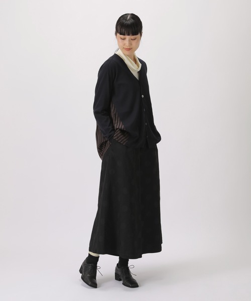ZUCCa(ズッカ)の「ストライプドッキングセーター/ニットカーディガン(カーディガン/ボレロ・レディース・ネイビー/オフホワイト/ライトグレー・M size)」の13枚目の写真