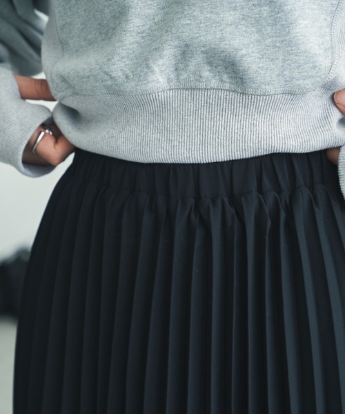 VACANCY（ヴァカンシー）の「アシンメトリープリーツスカート（スカート・レディース・ブラック/ブルー・FREE）」の8枚目の写真