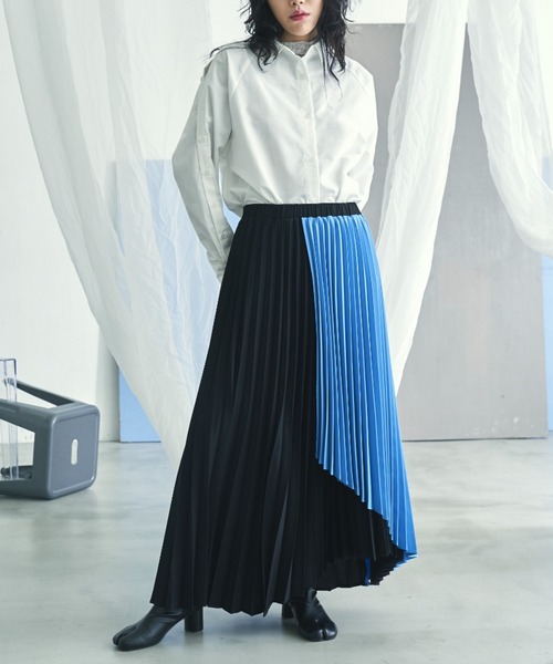 VACANCY（ヴァカンシー）の「アシンメトリープリーツスカート（スカート・レディース・ブラック/ブルー・FREE）」の15枚目の写真