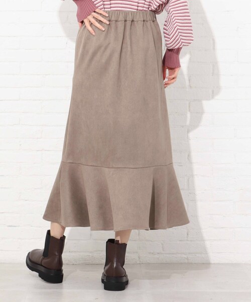 Cutie Blonde(キューティーブロンド)の「◆【S-L】フェイクスエードマーメイドスカート(スカート・レディース・ベージュ/カーキ・01/02/03)」の9枚目の写真