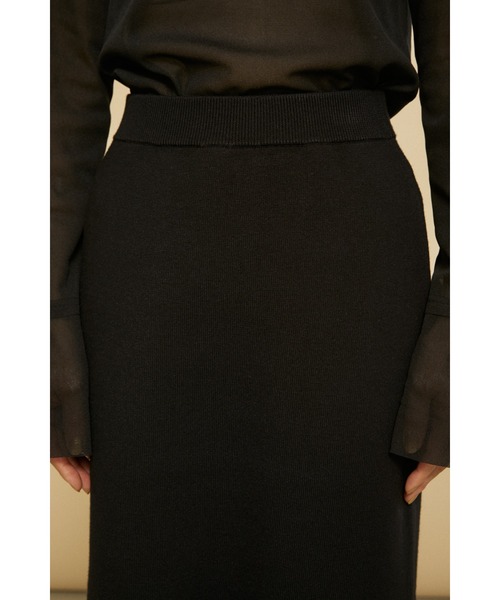 HeRIN.CYE（ヘリンドットサイ）の「Rib hem knit SK（スカート・レディース・ブラック/ブラウン/オフホワイト・FREE）」の7枚目の写真