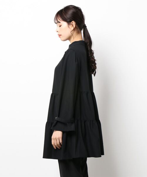 A de a.v.v（アードアー・ヴェ・ヴェ）の「【前後2WAY】ティアードブラウス（シャツ/ブラウス・レディース・ホワイト/ミント/ブラック・36/38）」の6枚目の写真