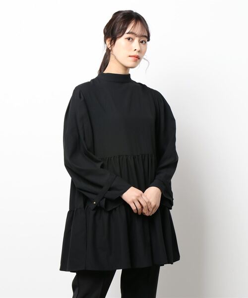 A de a.v.v（アードアー・ヴェ・ヴェ）の「【前後2WAY】ティアードブラウス（シャツ/ブラウス・レディース・ホワイト/ミント/ブラック・36/38）」の5枚目の写真