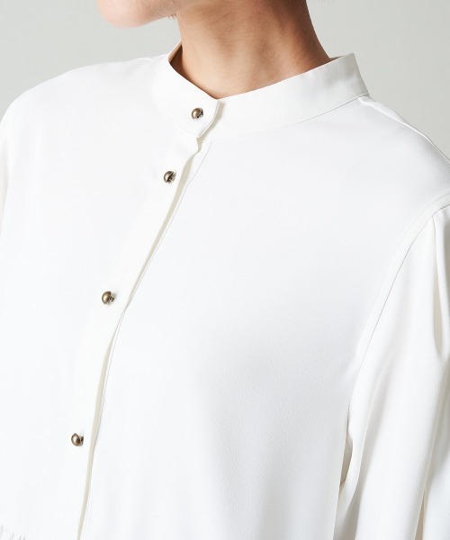 A de a.v.v（アードアー・ヴェ・ヴェ）の「【前後2WAY】ティアードブラウス（シャツ/ブラウス・レディース・ホワイト/ミント/ブラック・36/38）」の11枚目の写真