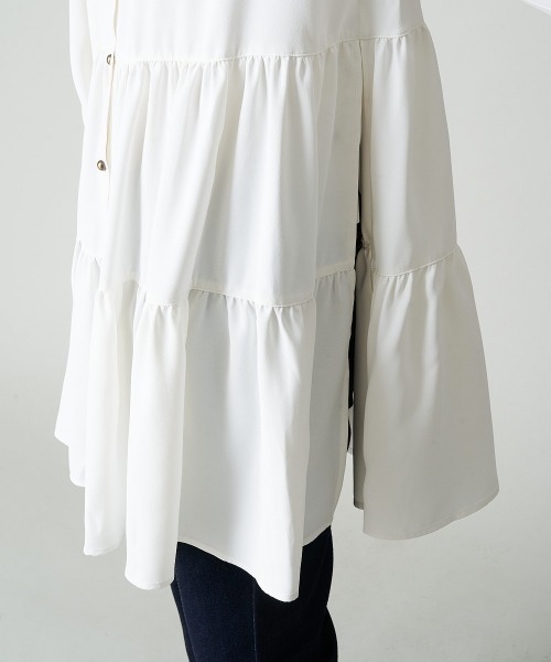 A de a.v.v（アードアー・ヴェ・ヴェ）の「【前後2WAY】ティアードブラウス（シャツ/ブラウス・レディース・ホワイト/ミント/ブラック・36/38）」の9枚目の写真