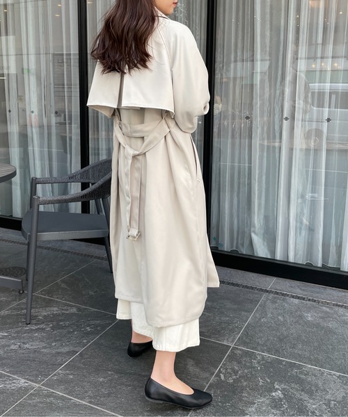 StyleSea(スタイルシー)の「2wayカラーボリュームスリーブトレンチコート(トレンチコート・レディース・ベージュ/アイボリー/ライトカーキ・MEDIUM)」の10枚目の写真