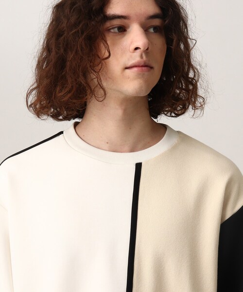 tk.TAKEO KIKUCHI(ティーケータケオキクチ)の「◆クォータースイッチカットソー(ユニセックスアイテム)(Tシャツ/カットソー・メンズ・ホワイト系5/ブラック系4/ブルー系4・02/03/66)」の7枚目の写真